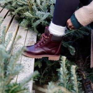 NWT Timberland Jayne Boots, Burgundy Size 7.5